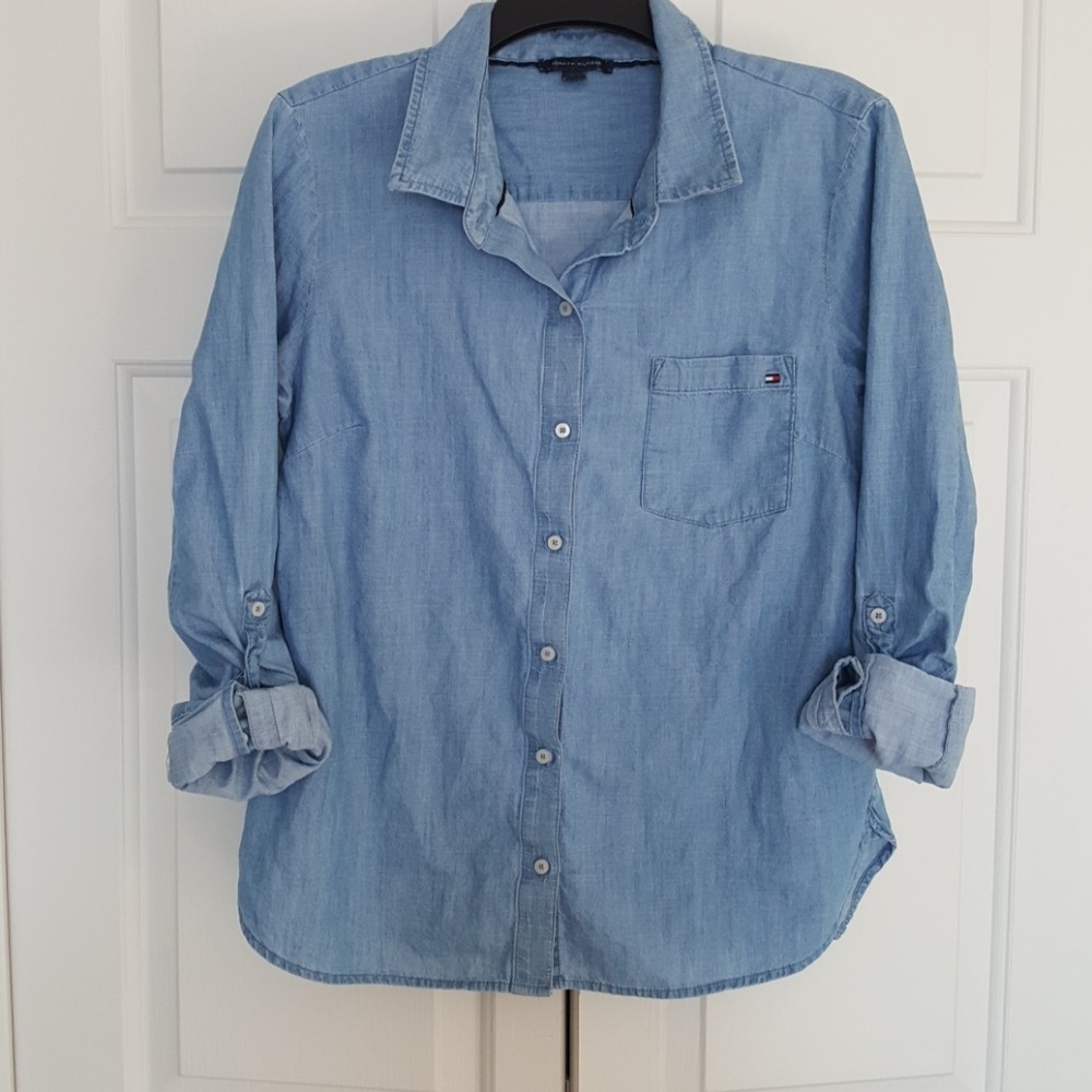 19:02 - 3/$25 Bundle Only - Tommy Hilfiger Denim Shirt - Picture 4 of 15